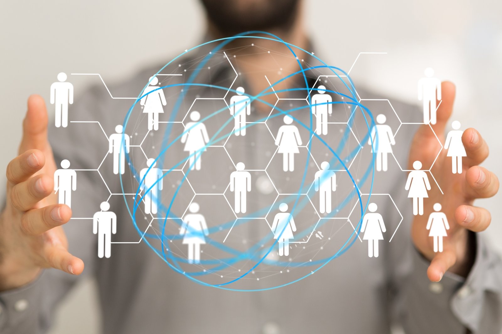 Integramos producción audiovisual, eventos, relaciones públicas y estrategia digital para ofrecer una comunicación coherente y poderosa en todos los puntos de contacto.